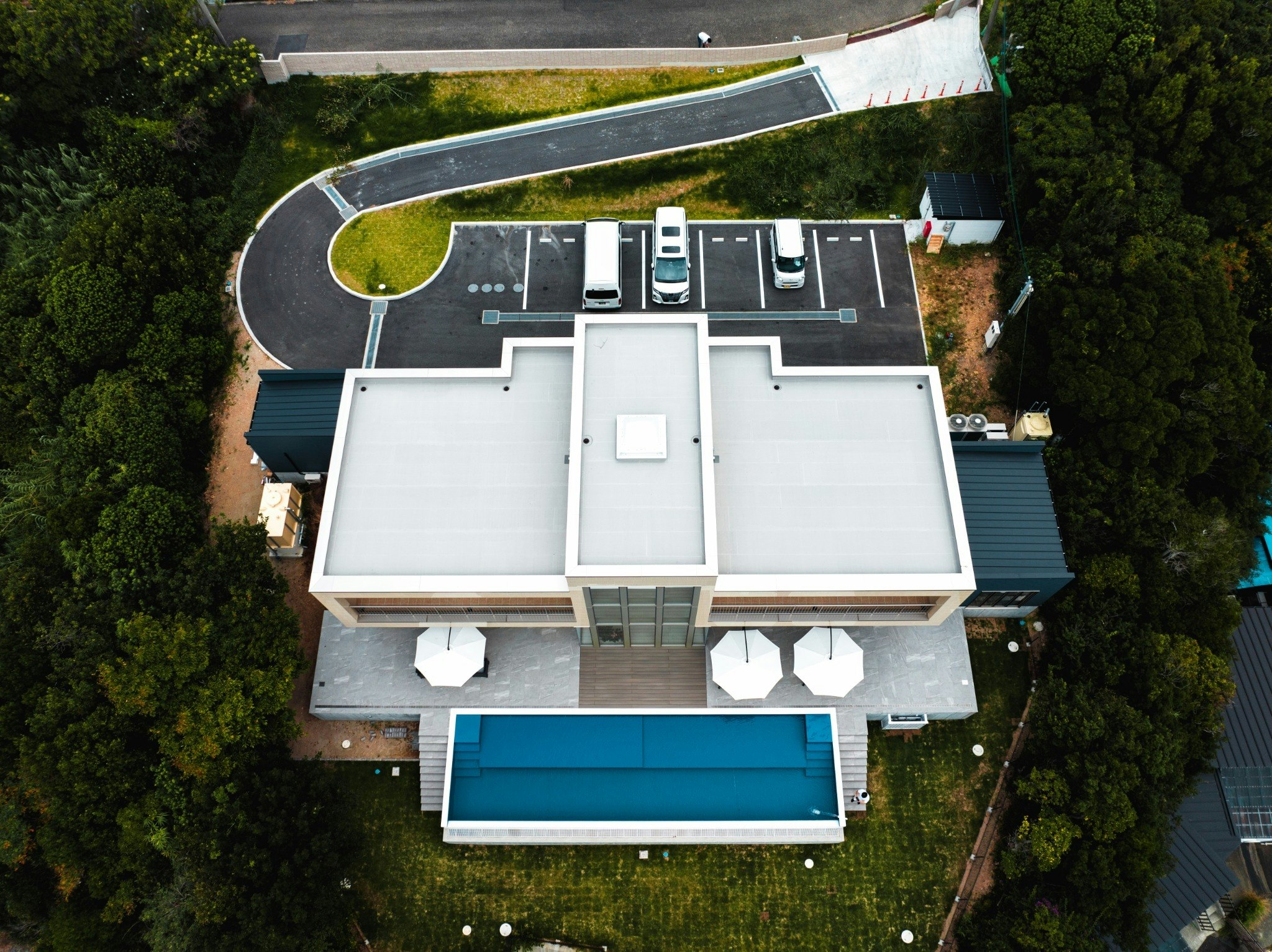 最高級 建築家高松伸設計 海ビュー&プール&白浜温泉付き超豪華ヴィラまるまる貸切
